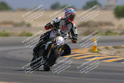 media/Sep-30-2023-SoCal Trackdays (Sat) [[636657bffb]]/Turn 15 (1120am)/